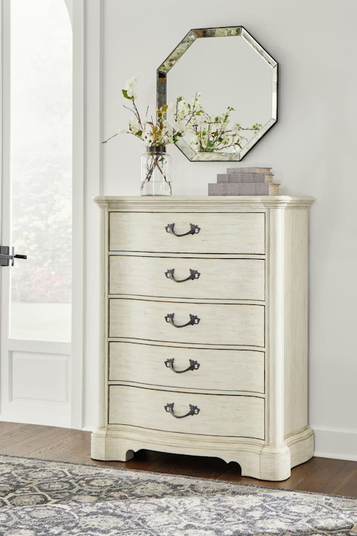 Arlendyne Five Drawer Chest;ANTIQUE WHITE