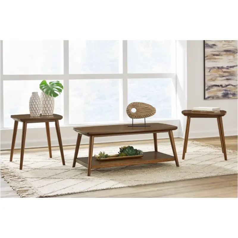 Lyncott Occassional Table (Set of 3)