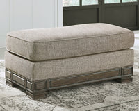 Einsgrove Ottoman - Ashley Furniture - Brunei