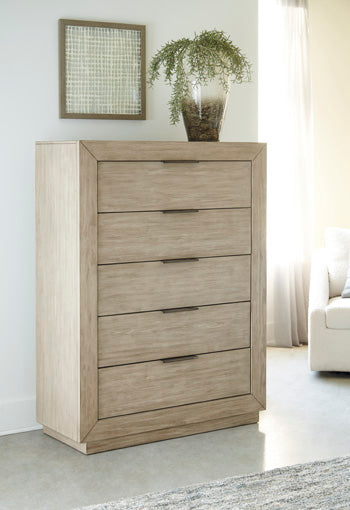 Hennington Chest of Drawers - Ashley Furniture - Brunei